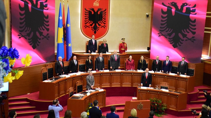 Arnavutluk ve Kosova meclisleri, ortak oturum düzenledi