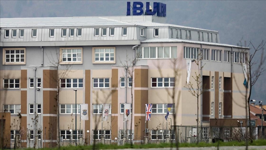 Bosna Hersek’te FETÖ bağlantılı okullar borç batağında