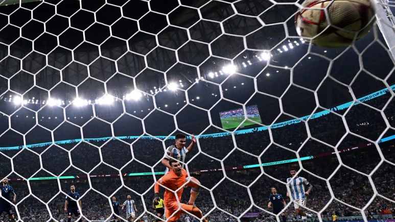 Dünya Kupası’nda ilk finalist Hırvatistan’ı 3-0 yenen Arjantin oldu 