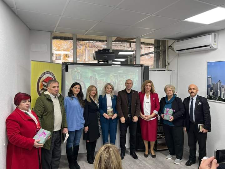Prizren 2022 Yılı Edebiyat Ödülü Güçlütürk’ün