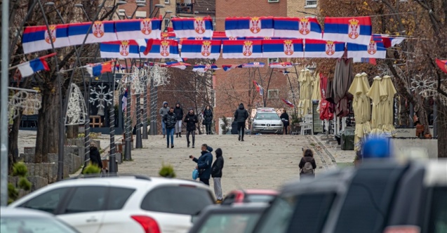 Kosova’daki barikatların müsebbibinin tutukluluğu ev hapsine çevrildi