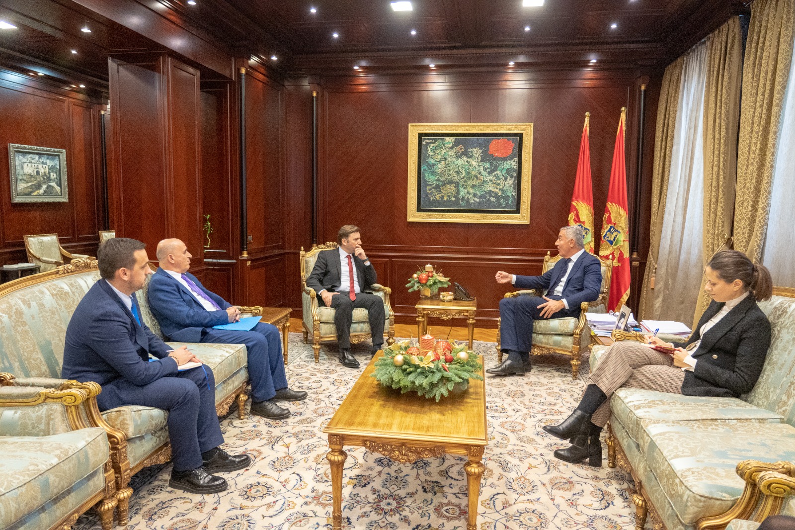 Dışişleri Bakanı Osmani, Karadağ’da temaslarda bulundu