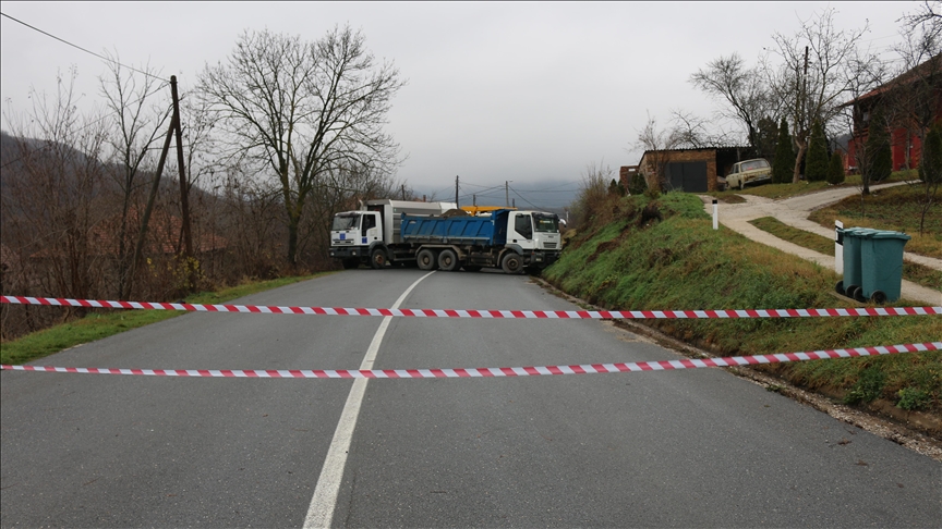 Kosova’nın kuzeyindeki barikatlar halen kaldırılmadı