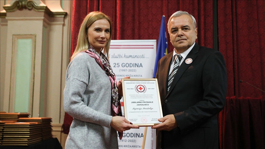 Bosna Hersek Federasyonu Kızılhaçı’ndan AA’ya ödül