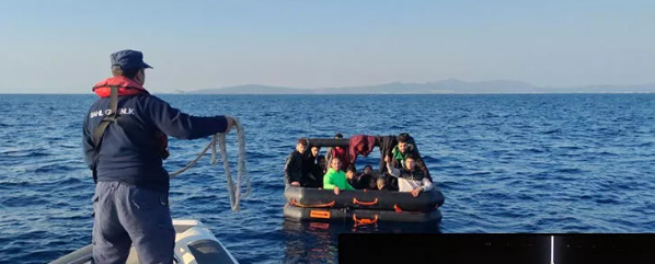 İzmir ve Muğla’da Yunanistan’ın ölüme ittiği 146 düzensiz göçmen kurtarıldı￼