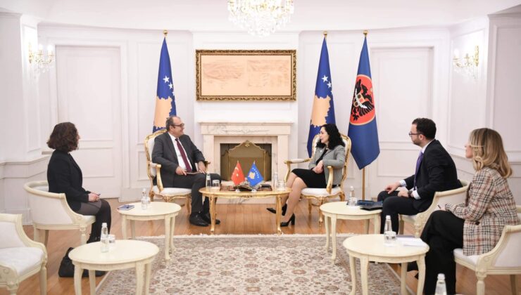 Büyükelçi Sakar’dan Kosova Cumhurbaşkanı Osmani’ye veda ziyareti