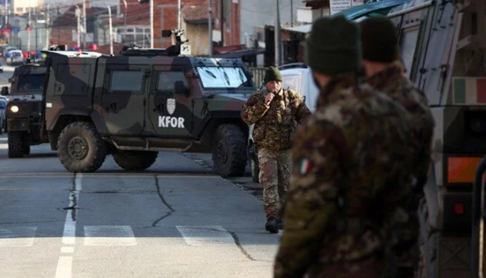 Kosova’da açılan ateş sonucu biri çocuk 2 Sırp yaralandı