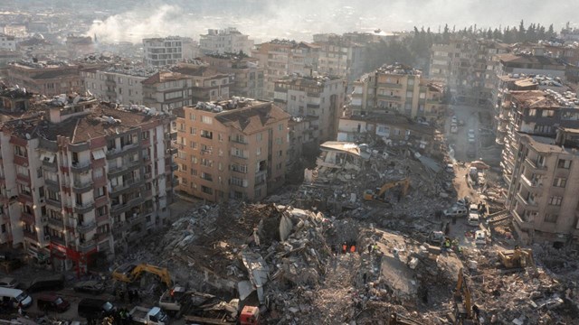 Bulgaristan’dan 100’den fazla uzman ve sağlık çalışanı, deprem bölgelerinde görev yapıyor