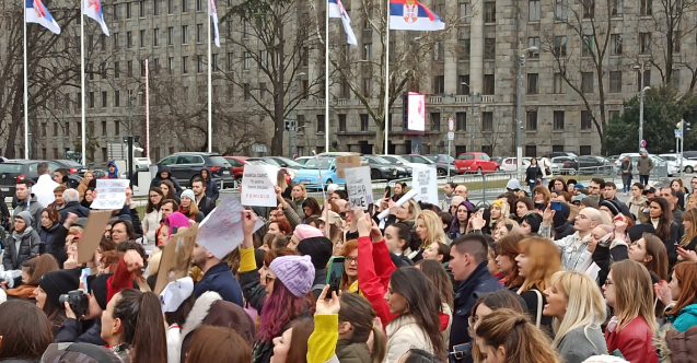 Belgrad’da kadına karşı şiddet protesto edildi