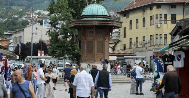 Bosna Hersek’i 10 yılda 600 bin kişi terk etti