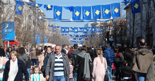 Kosova bağımsızlığının 15. yılını kutluyor
