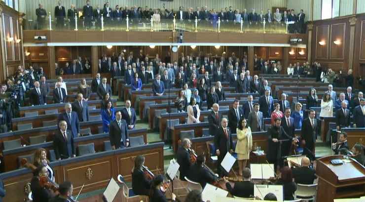Kosova Meclisi’nde 15. bağımsızlık yıldönümü töreni