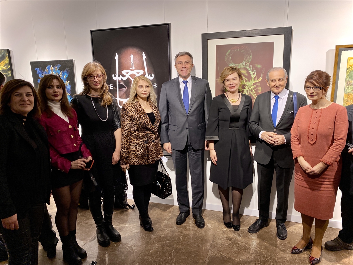 Cumhuriyetin 100. yılı dolayısıyla Bulgaristan’da “Çağdaş Türk Sanatından İzler” sergisi açıldı