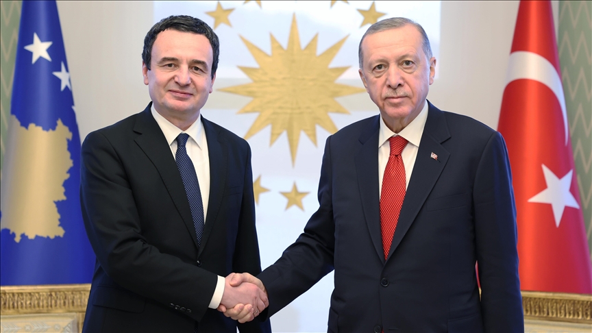 Cumhurbaşkanı Erdoğan, Kosova Cumhuriyeti Başbakanı Kurti’yi kabul etti