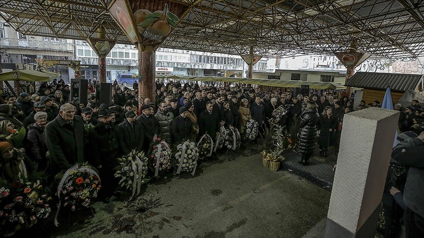 Saraybosna’daki pazar yeri katliamı kurbanları 29. yılında törenle anıldı