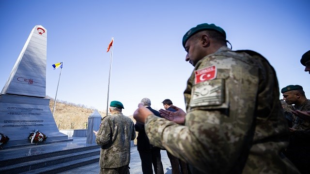 Bosna Hersek’te Çanakkale Zaferi’nin 108’inci yıl dönümü dolayısıyla tören düzenlendi