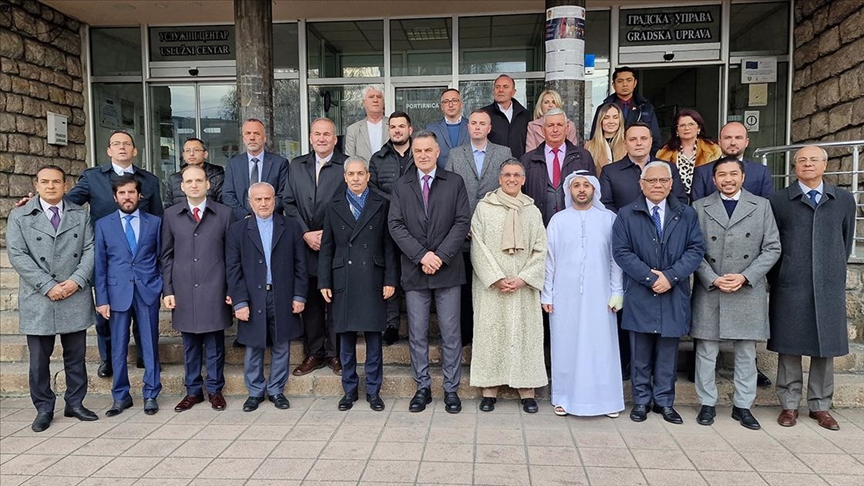 Türkiye’nin Belgrad Büyükelçisi Aksoy, Novi Pazar’da düzenlenen iftara katıldı