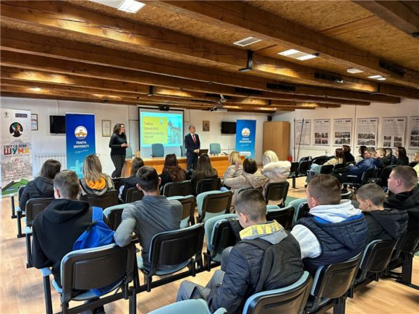 Trakya Üniversitesi Sırbistan’da üniversite adaylarına tanıtıldı