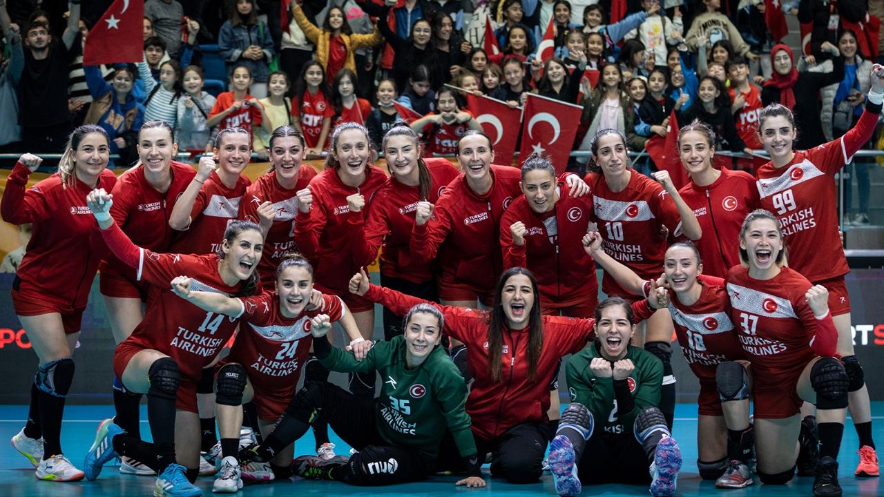Türkiye A Milli Kadın Hentbol Takımı Sırbistan deplasmanında