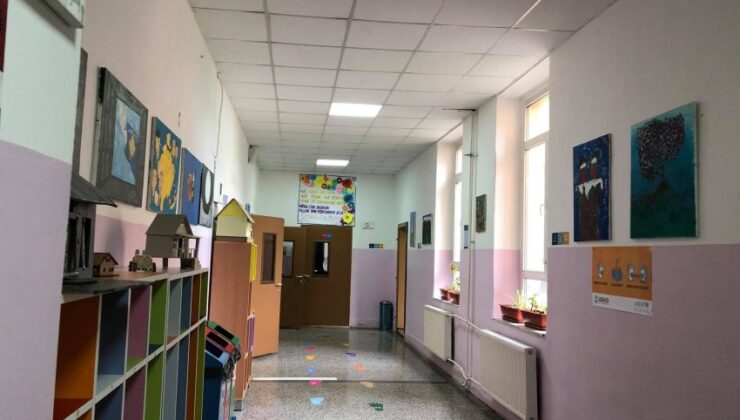 Göç, Kosova’da okulları boşaltıyor