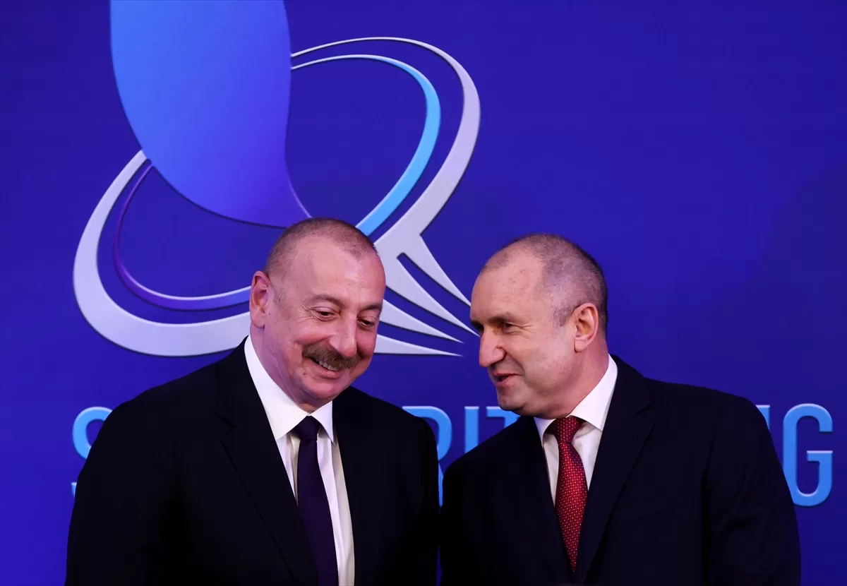 Aliyev, Bulgaristan’da doğal gaz aktarım şirketleri arasında varılan mutabakatın imza törenine katıldı