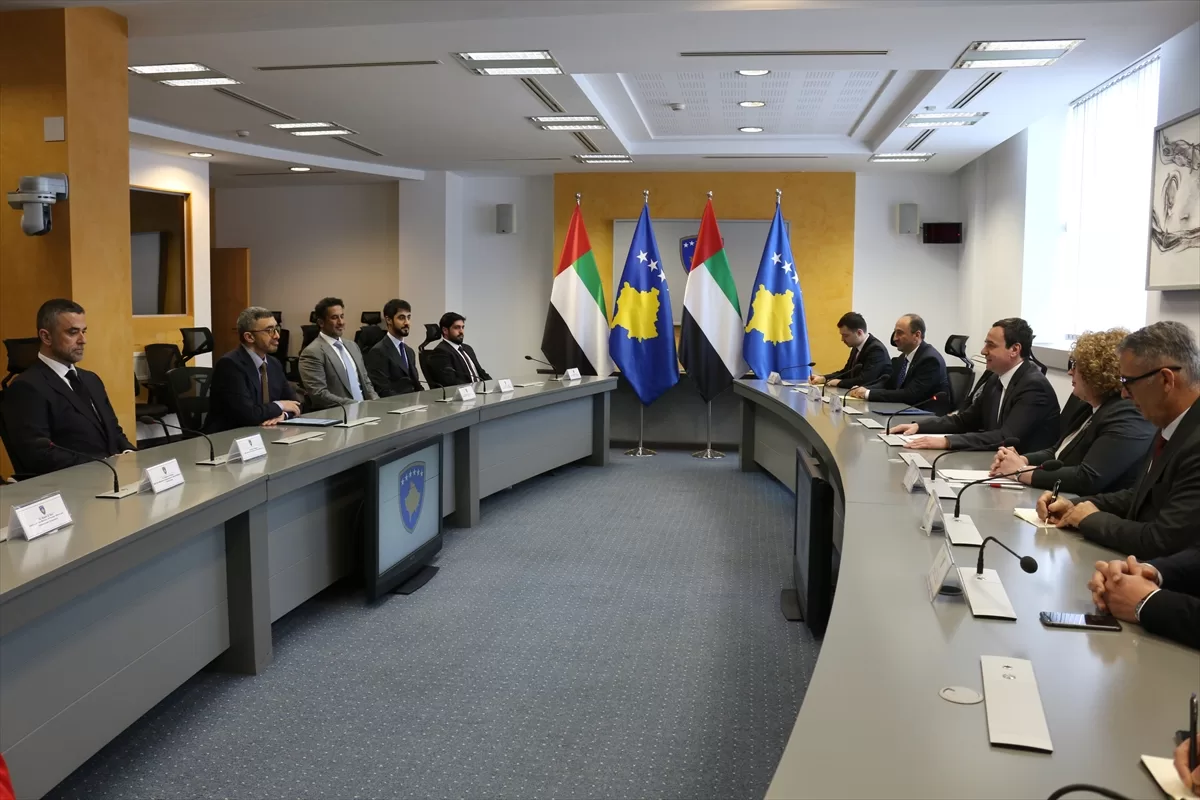 BAE Dışişleri Bakanı Al Nahyan, Kosova Başbakanı Kurti tarafından kabul edildi