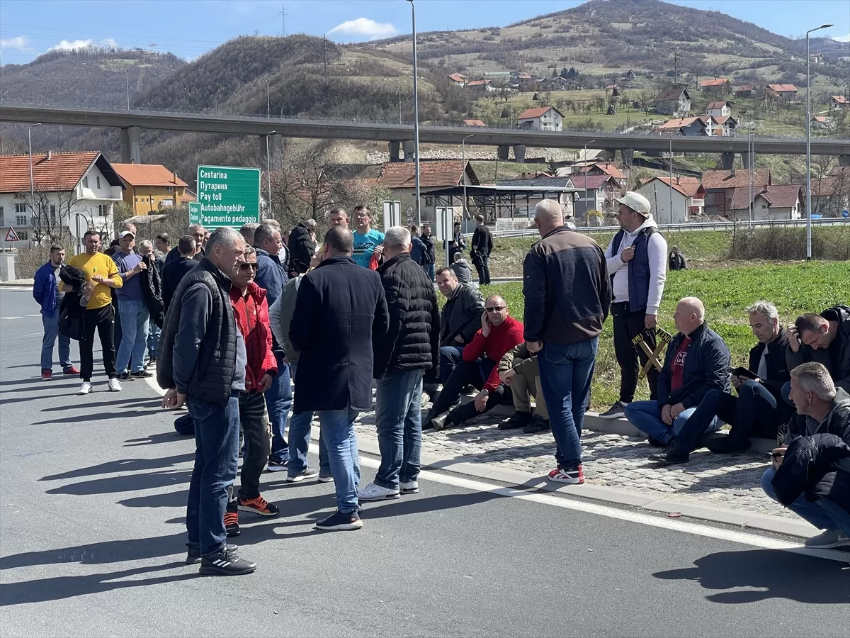 Bosna Hersekli maden işçileri, maaşlarının ödenmemesi sebebiyle eylem yaptı