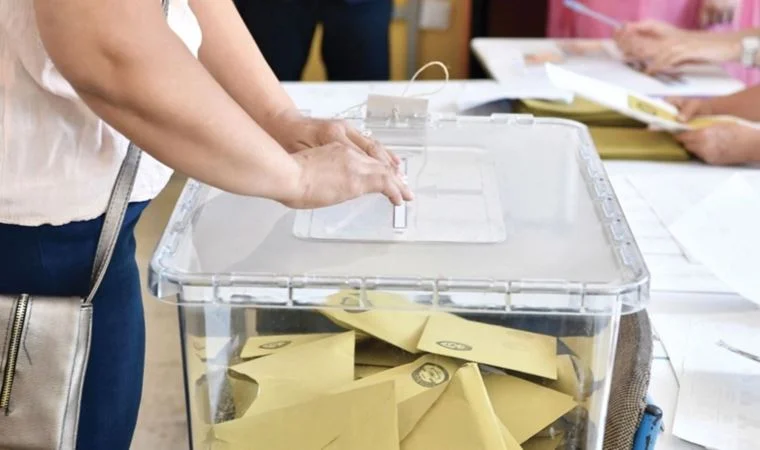 Yunanistan’da Türkiye’deki seçimler için oy kullanma işlemi başladı