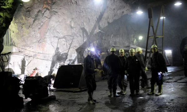 Mitroviça’nın yakınlığındaki Trepçe madeninde 30 maden işçisi mahsur kaldı