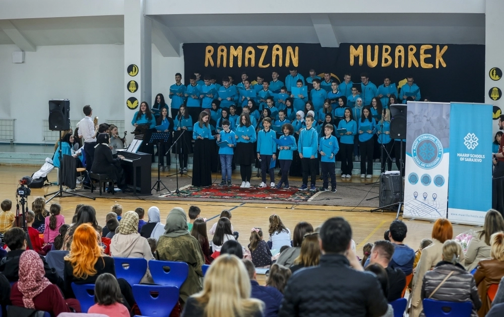 Saraybosna’daki TMV okulunda öğrenciler ramazan konserinde ilahiler seslendirdi