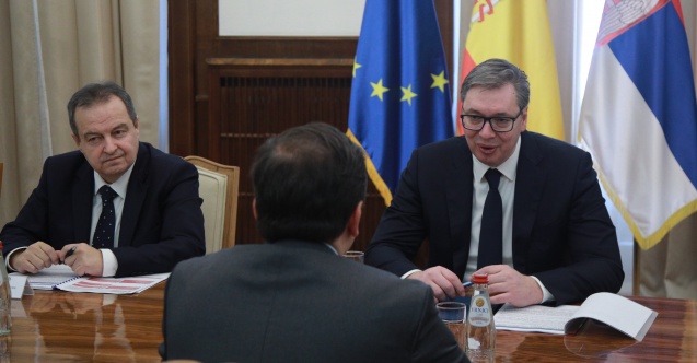 Sırbistan Cumhurbaşkanı Vucic, İspanya Dışişleri Bakanı Albares’i kabul etti