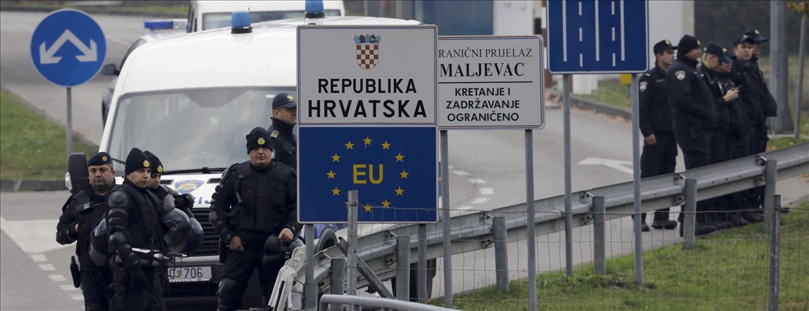 AB göçü önleyebilmek için Hırvatistan’ın düzensiz göçmenlere uyguladığı şiddeti görmezden geliyor
