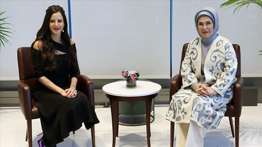 Emine Erdoğan, Sırbistan Cumhurbaşkanı’nın eşi Vucic ile görüştü