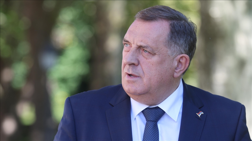 Sırp lider Dodik, Bosna Hersek’teki Sırp Cumhuriyeti’nin “devlet” olacağını söyledi