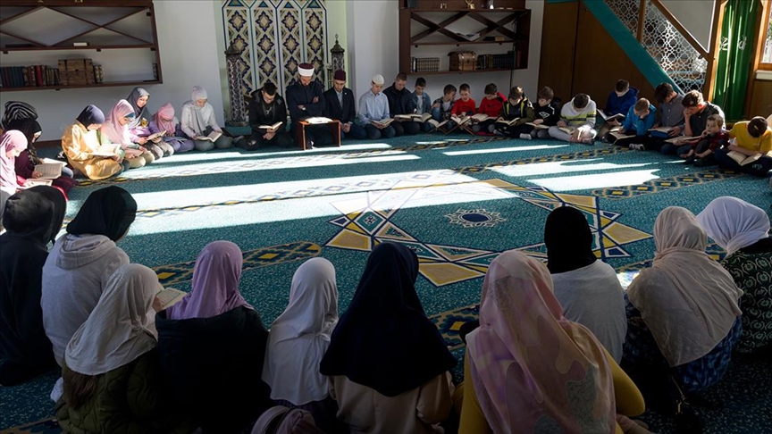 Saraybosna’nın ramazan geleneği: Çocuk ve kadınlar mukabelesi