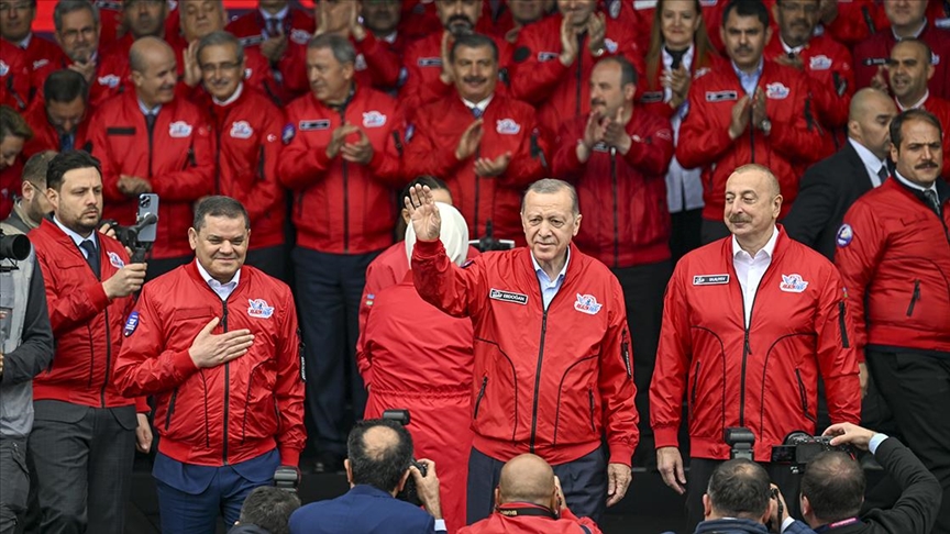 Cumhurbaşkanı Erdoğan, Türkiye’nin ilk uzay yolcularını açıkladı