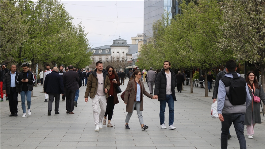 Kosova vatandaşları, AB’nin vize serbestisi kararı konusunda farklı görüşlere sahip