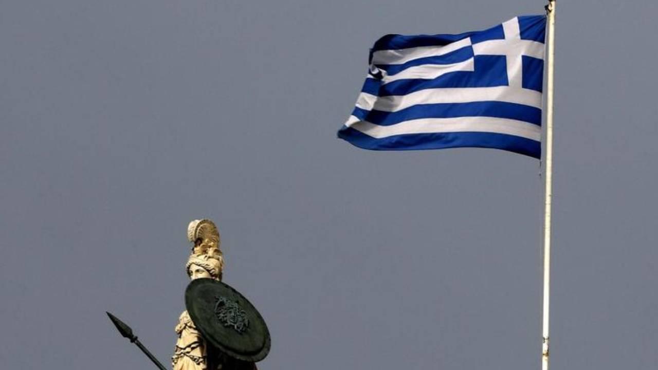 Yunanistan’da polisin eylem yasağına uymayan 39 kişi gözaltına alındı