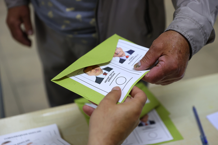 Türkiye’de oy verme işlemi sona erdi