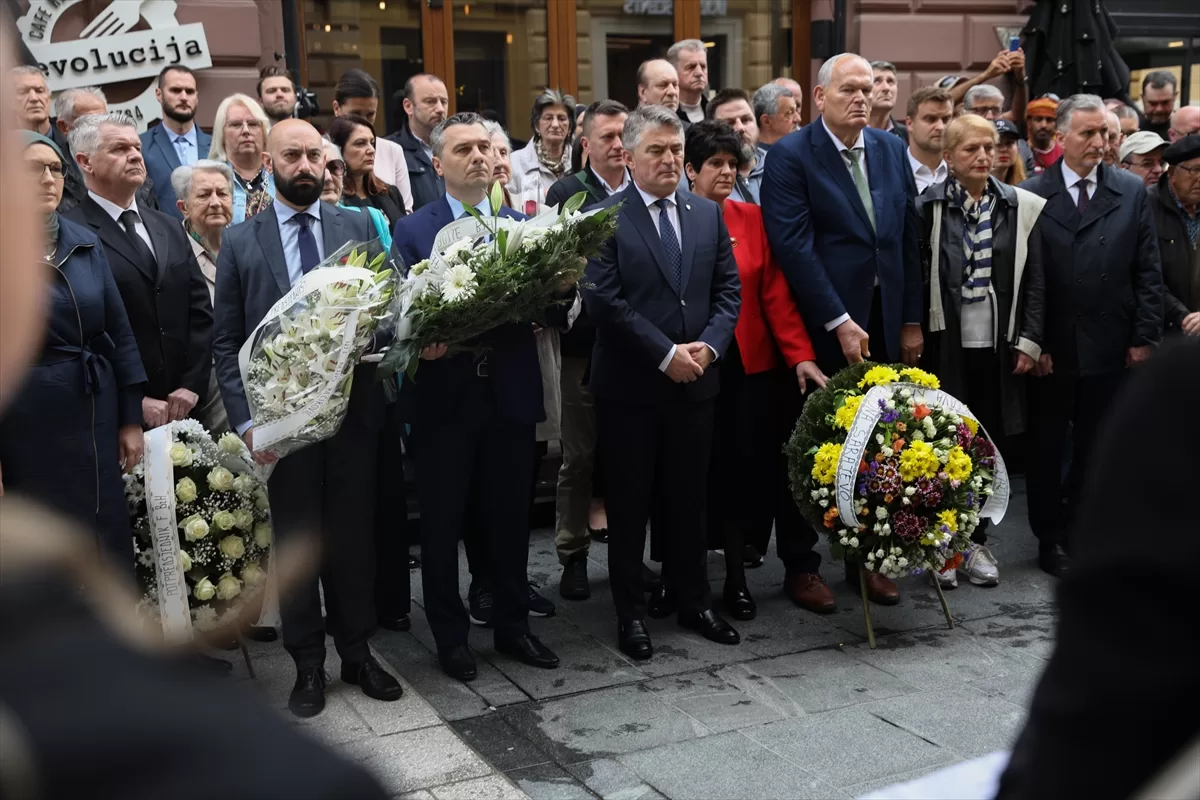 Saraybosna’daki “Ferhadiye Katliamı”nda hayatını kaybedenler için tören düzenlendi