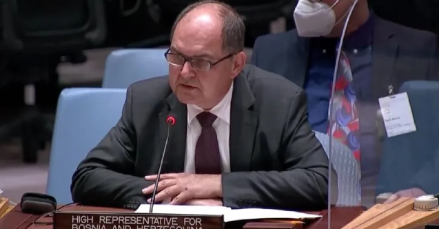 Schmidt, BM Güvenlik Konseyi raporunda Dodik’i eleştirdi