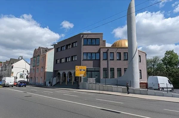 Almanya’da DİTİB Schwelm Mescid-i Aksa Camisi dualarla ibadete açıldı