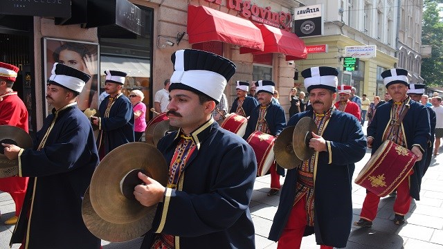 Milli Savunma Bakanlığı Mehteran Birliği, Bosna Hersek’in başkenti Saraybosna’da konser verdi