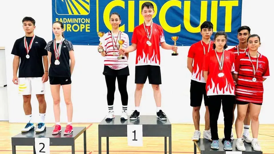 Türk sporcu Töremiş, Bulgaristan’dan çifte şampiyonlukla döndü