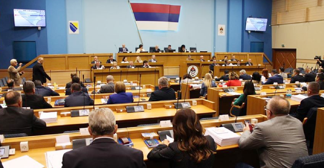 Bosnalı Sırp entite meclisinden OHR’nin otoritesine karşı adım
