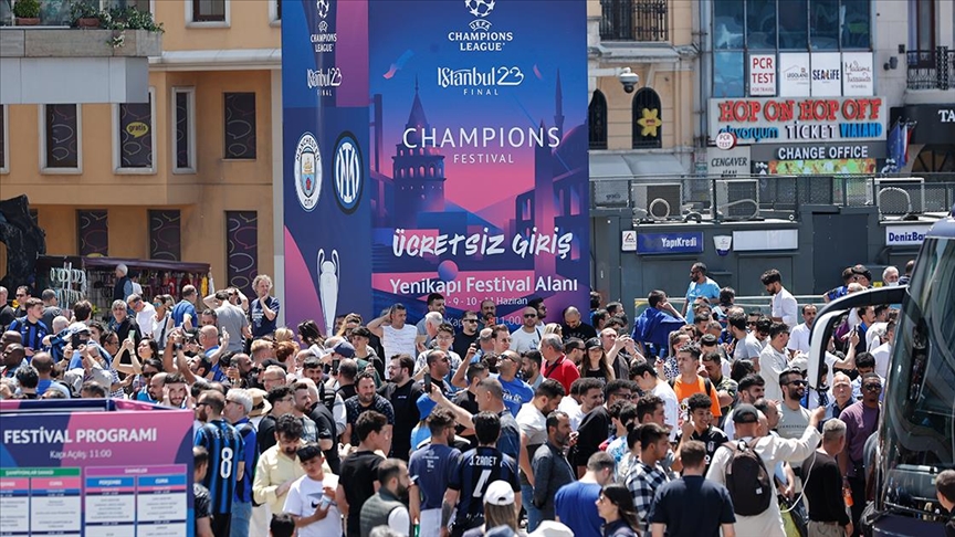 Inter ve Manchester City taraftarları İstanbul’un tarihi ve turistik mekanlarını gezdi