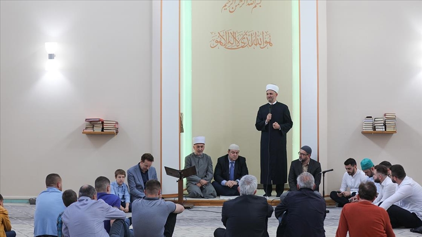 Bosna Hersekli Müslümanlar, hacca “ikrar duasıyla” uğurlanıyor