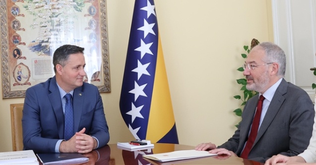Becirovic, Türkiye’nin Saraybosna Büyükelçisi Sadık Babür Girgin ile görüştü