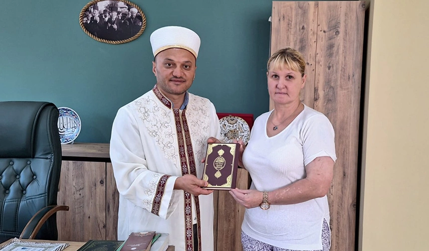 Bulgaristan vatandaşı Stateva, Müslüman oldu