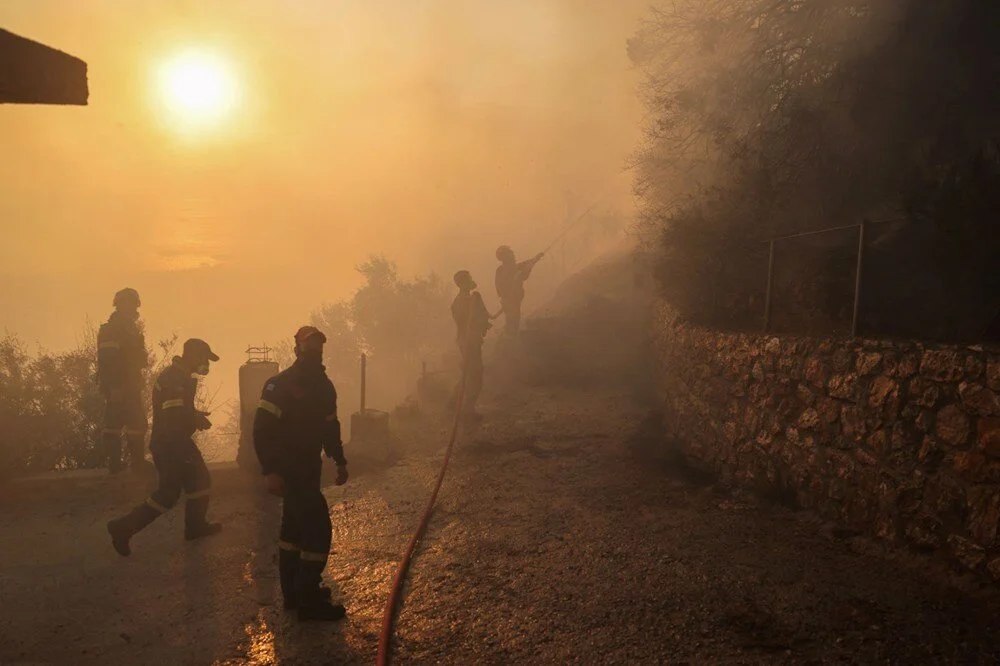 Yunanistan’da orman yangını: Atina ve çevresinde 81 noktadan alevler yükseldi